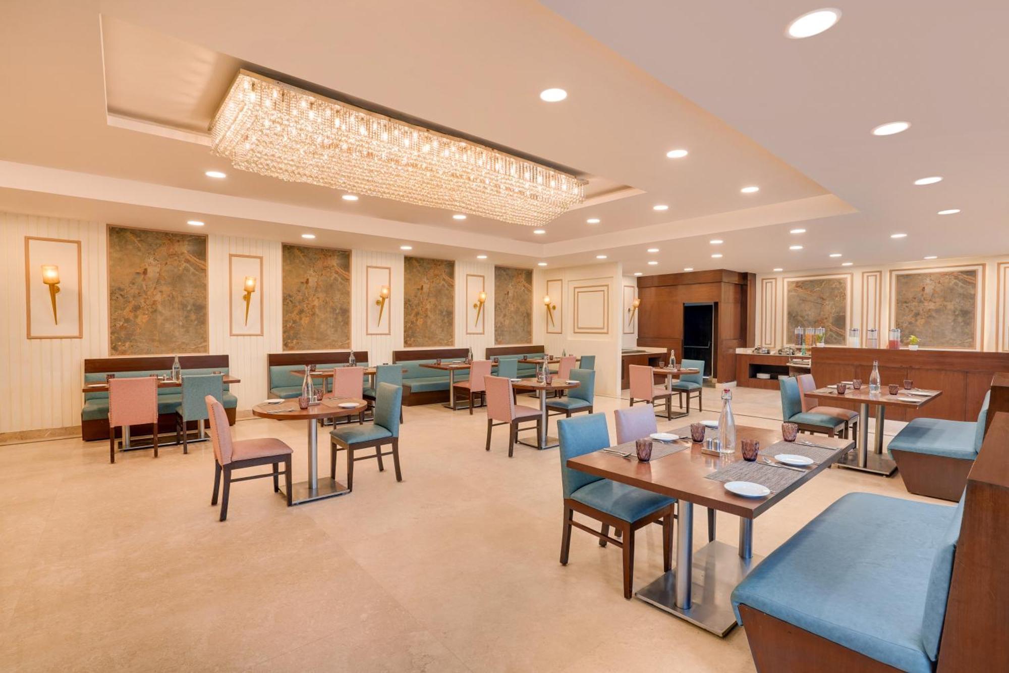 Lemon Tree Hotel, Noida Zewnętrze zdjęcie