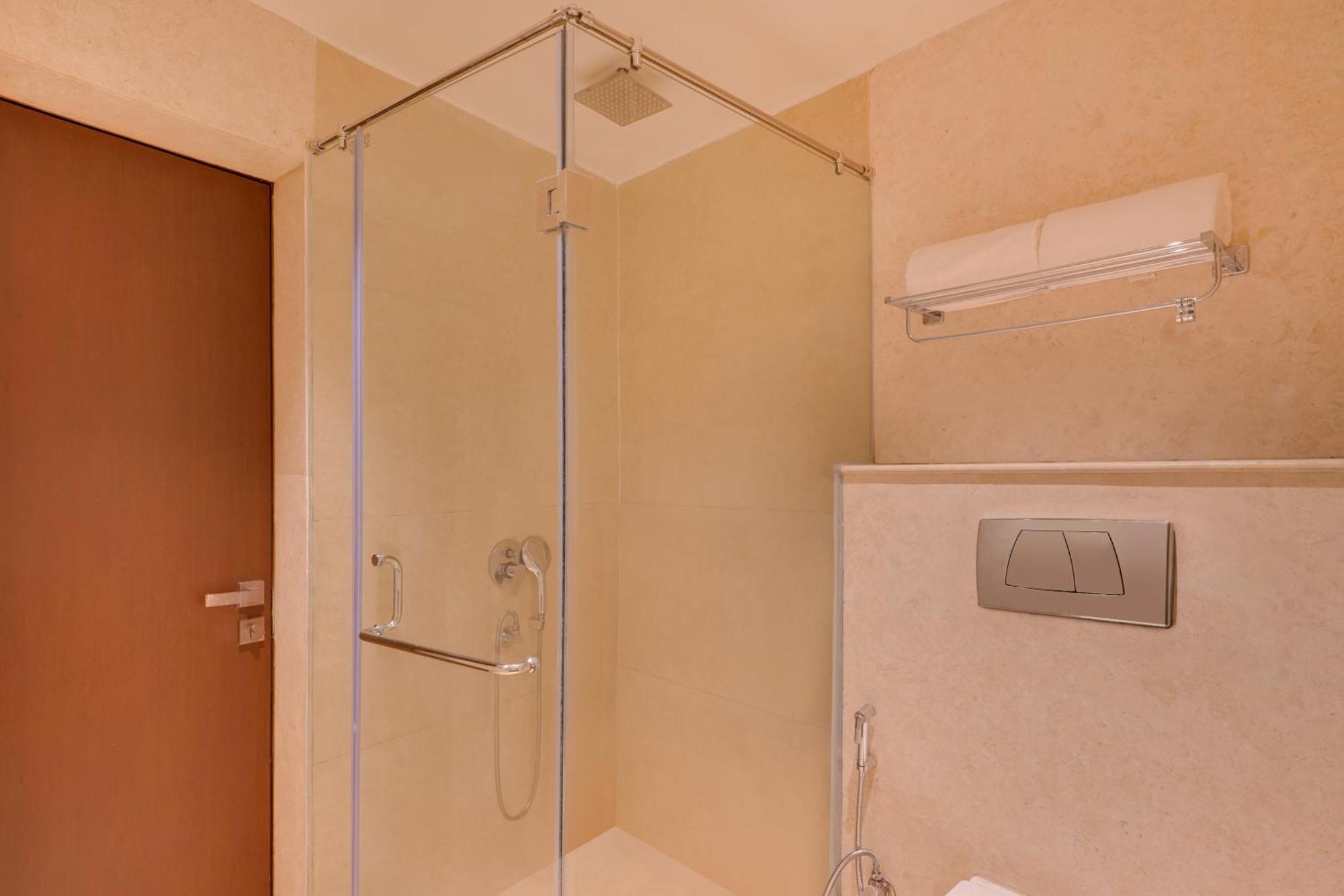Lemon Tree Hotel, Noida Zewnętrze zdjęcie