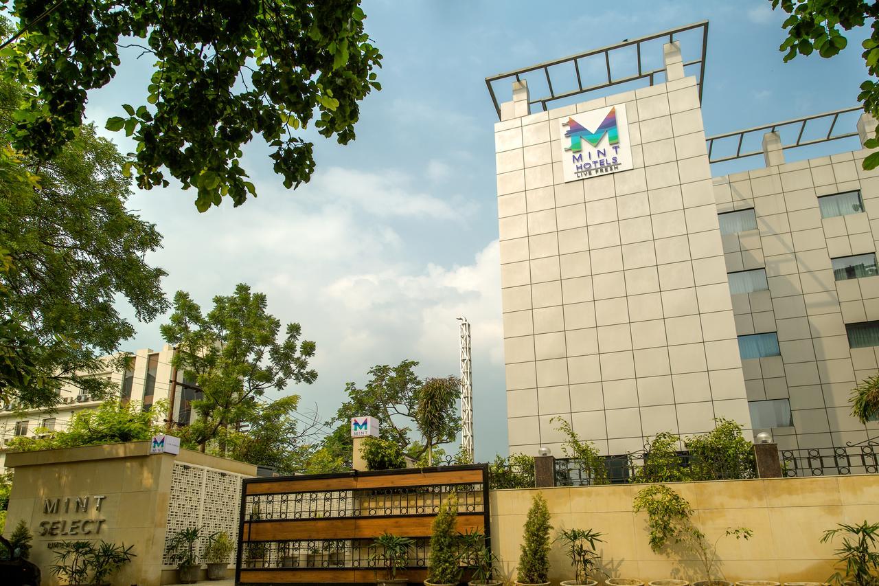 Lemon Tree Hotel, Noida Zewnętrze zdjęcie