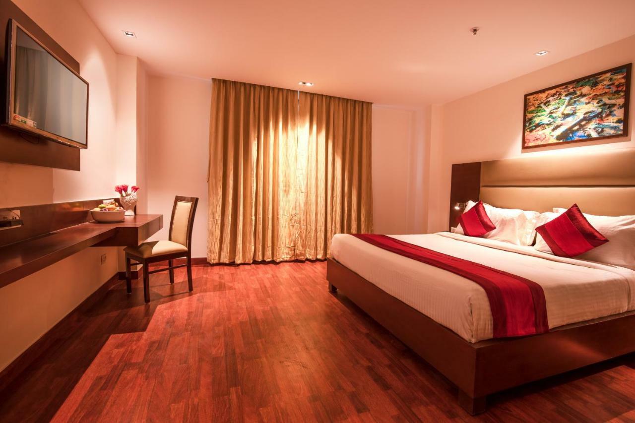 Lemon Tree Hotel, Noida Zewnętrze zdjęcie