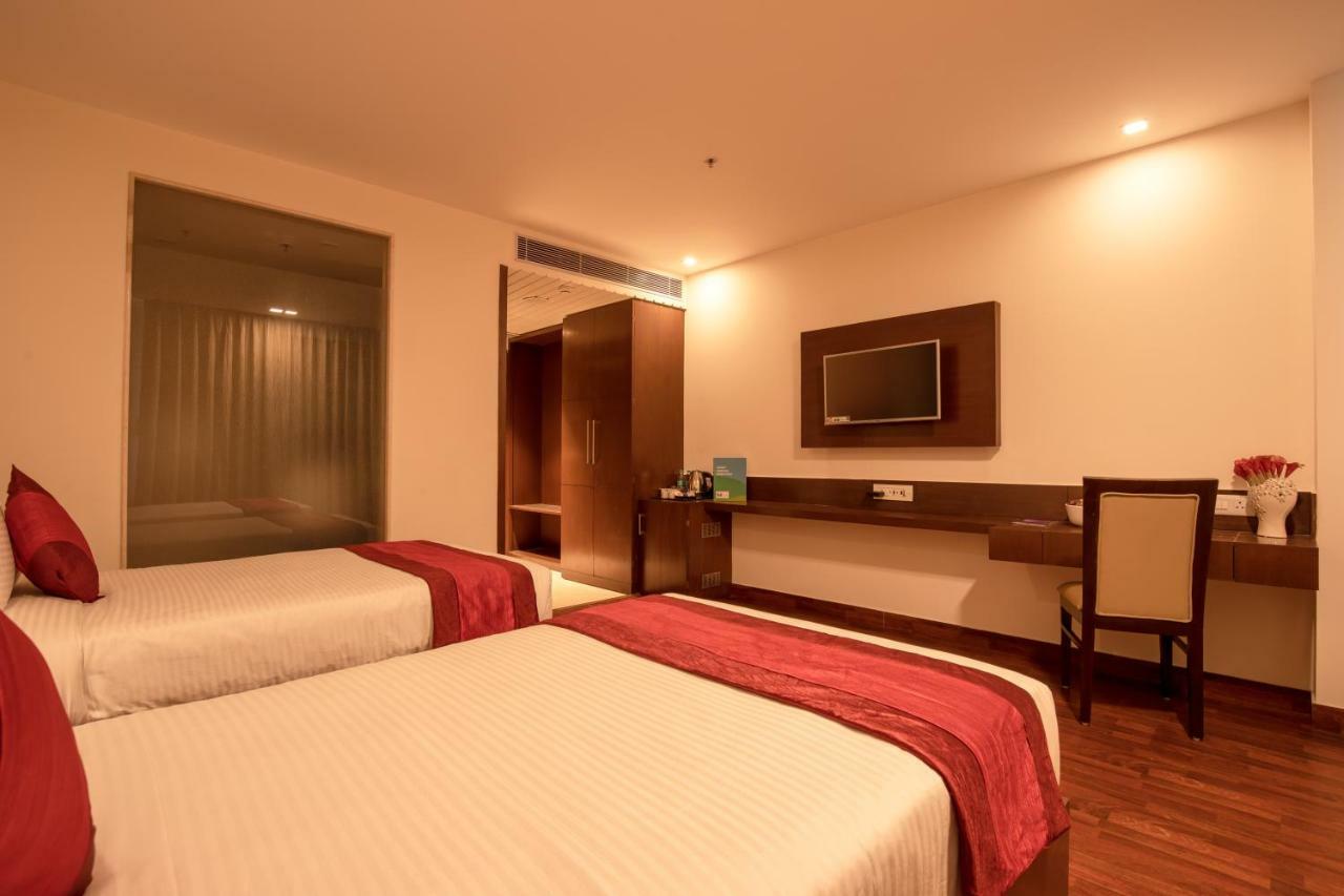 Lemon Tree Hotel, Noida Zewnętrze zdjęcie